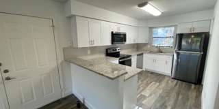 ANNUAL RENTAL - OASIS- 2 BED/2BATH Gallery 1