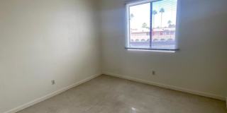 1701 North Park Avenue Gallery 7