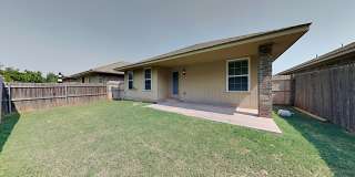 Very Nice and Spacious 3 Bedroom 2 Bath Home in Mustang Schools Gallery 13