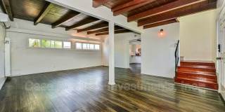 839 Penn Street Gallery 2