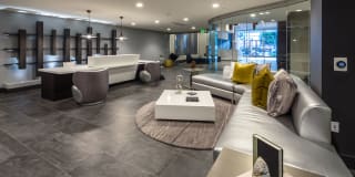 Topaz Apartments Gallery 14