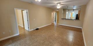50% off this beautiful 2/2 Bouchelle Condo with private garage, see details* Gallery 5
