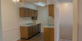 Apple Creek Gallery 9