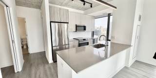 461 W Chicago Ave Gallery 4