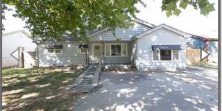 4 bed 1 bath Gallery 1