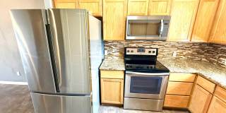 Charming 3-Bedroom Home with Fireplace, Garage & Covered Patio! Gallery 7