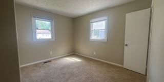 2250 North Goodlet Avenue Gallery 5