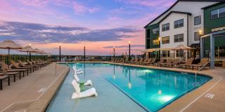Avalon Parker Gallery 32