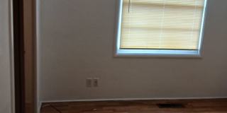 Nice home with big backyard Gallery 12