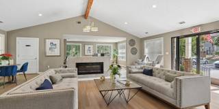 Hampton Point Gallery 20