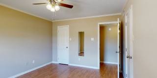 904 University Oaks Blvd Apt 1 Gallery 17