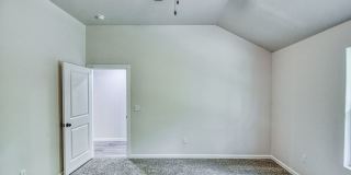 Brand New Construction in Varenna Landing! Gallery 15