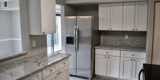 9707 KINGS CROWN Court Gallery 6