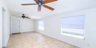 CENTRAL LOCATION IN PORT CHARLOTTE CENTRAL LOCATION IN PORT CHARLOTTE Gallery 15