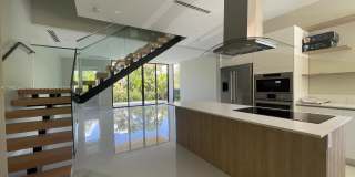 570 Fernwood Rd Gallery 1