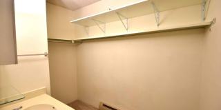 SHORT TERM RENTAL FOR SPRING 2026! 3 Bedroom, 2 Bathroom Penthouse Condo Gallery 39