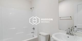 140 East 11th Street Gallery 11
