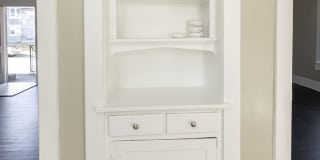 Hawthorne Street Gallery 70