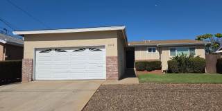 Retro Meets Modern 3 br 2 ba Gallery 1