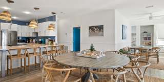 204 Sandstone St Gallery 51