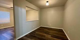 527 N Village Creek Parkway Gallery 6