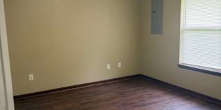 2 Bed Single Level Duplex in Grain Valley 2 Bed Single Level Duplex in Grain Valley Gallery 8