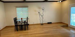 3 Bedrooms One Floor Ranch House with 2 car attached garage in Lyndhurst Gallery 8