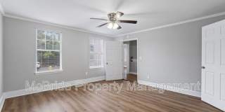 1827 Hicks Street Gallery 8