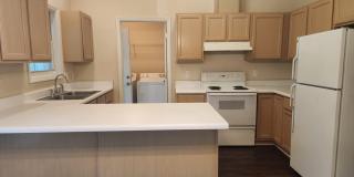 518 Johnson Street Gallery 8