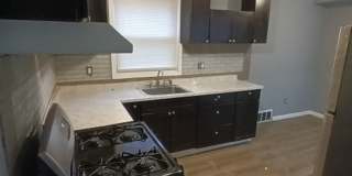 3 bed/1 bath bungalow - Now Available! Gallery 10