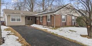 24 PILGRIM Lane Gallery 1