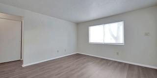 2 Bedroom One Level Apartment Gallery 46