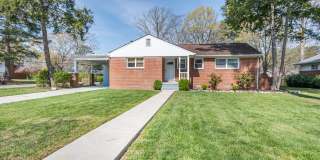 3 Bedroom Home For Rent in Sandston VA With Detached Garage, Fenced Yard, and Lawn Care Included Gallery 1