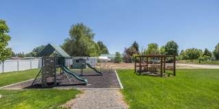 BEAUTIFUL 5 BED 3 BATH HOME IN FIRTH Gallery 40