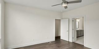 Newly Renovated Condominium Gallery 10