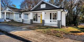 2 Bedroom Home For Rent Near The Old Train Station! Gallery 3