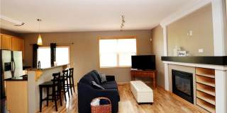 Spacious 4-Bedroom Townhome in Prior Lake for $2,850/month! Gallery 1