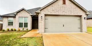 2915 Tulip Drive Gallery 1