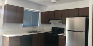 Roomy 3 bed/2 bath house with yard Gallery 3