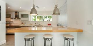 861 Harbor Dr Gallery 8