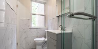 Four Bed Bella Vista Townhome Gallery 16