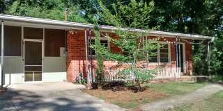 Available Now! *App Fees Waived for March!* 2 bedroom/1 bathroom updated home in Normaltown Available Now! Gallery 1