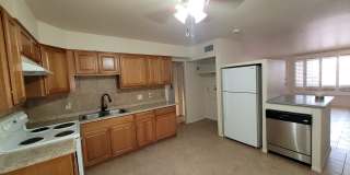 3139 East Glenrosa Avenue - 2 Gallery 6