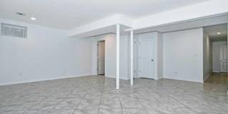 12-67 5th Street Gallery 19