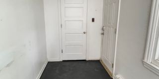 Space, Comfort & Location—Minutes from Ball State Gallery 6