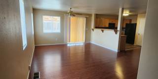 Cul-de-sac home in North Valleys! Gallery 3