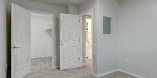 Rock Pointe Gallery 16