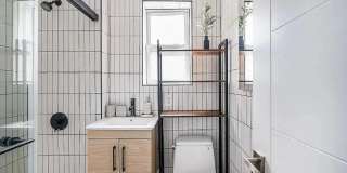 359 West 39th Street Gallery 3