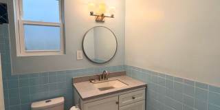 UPDATED LARGE BRIGHT 1250sf 2BR/1BA/1GR Crocker Home  AVAILABLE NOW Gallery 16