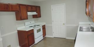 3881 Crest Drive Gallery 12